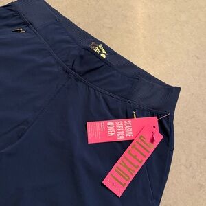 NWT Lilly Pulitzer Luxletic Seaside Stretch Woven Runaround Golf Pants in Navy